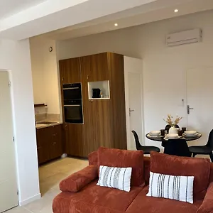 Superbe T2 Au Coeur De Appartement La Ciotat